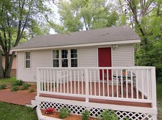 3148 Sunnyside St, Stoughton, WI 53589