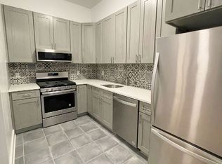 25-34 Steinway St #3, Astoria, NY 11103