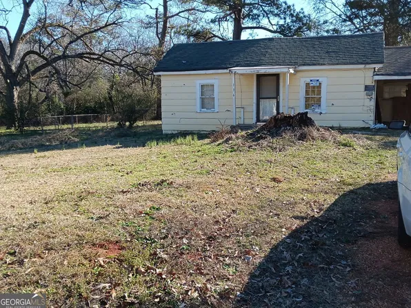 136 4th Ave, Griffin, GA 30223