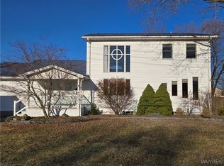 6944 Sy Rd, Niagara Falls, NY 14304