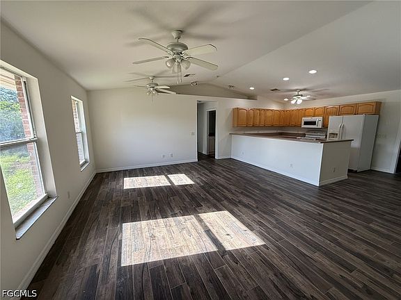 2nd image of 134 Navy Ave S