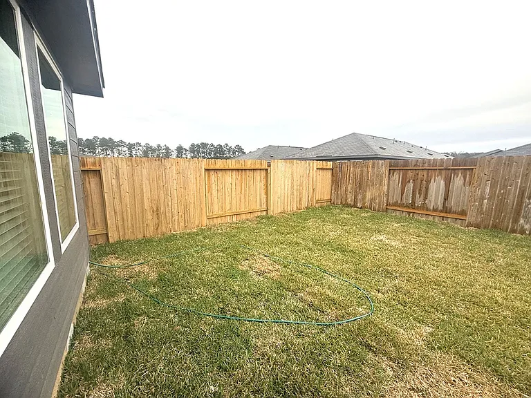 1520 Sunset Dr — Photo 9