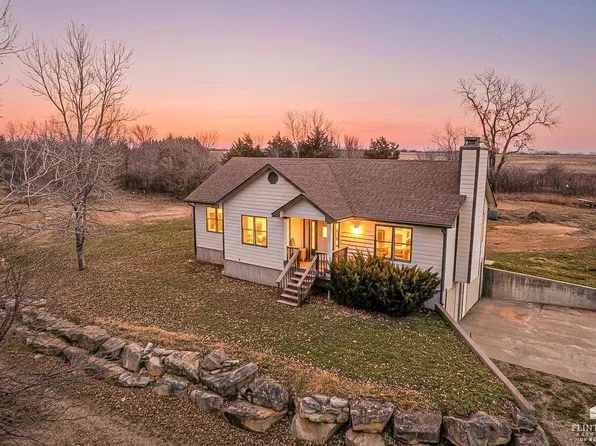 3257 Union Rd, Junction City, KS 66441