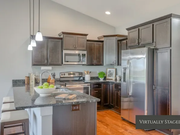 2513 NE 6th St, Grimes, IA 50111