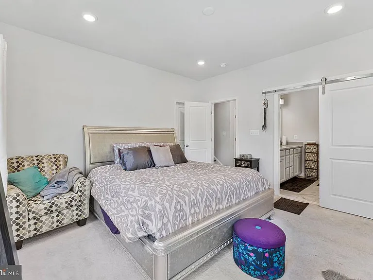 4402 Fair Lakes Ct — Photo 30