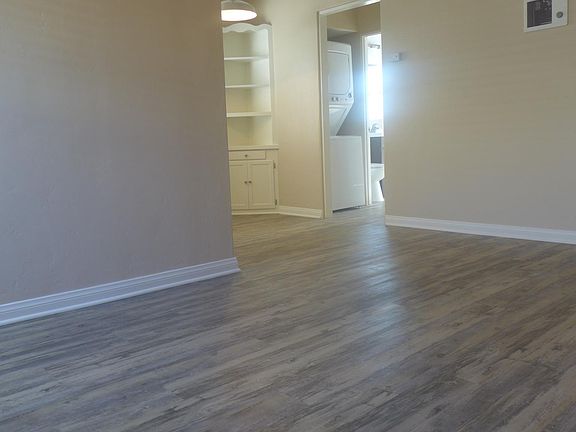 4th image of 4205 Hamilton St #4205
