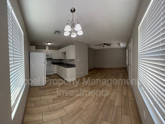 3rd image of 825 S Mississippi St APT B