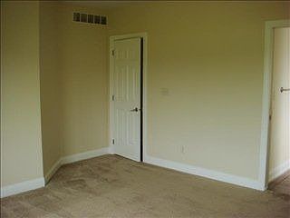 3rd image of 28477 Twain Dr