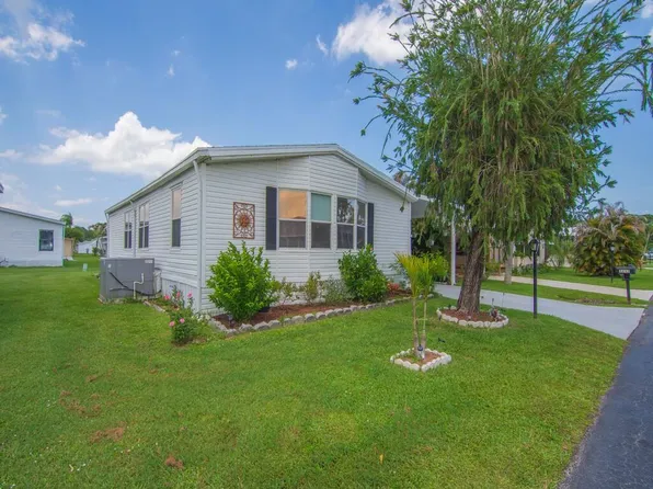 4697 SE Copperwood Terrace, Stuart, FL 34997
