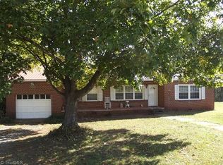 347 N Howard Mill Rd, Robbins, NC 27325