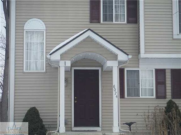 2nd image of 6024 E Hart St