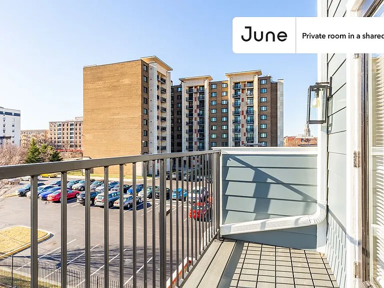 1340 Harvard St NW #B — Photo 18
