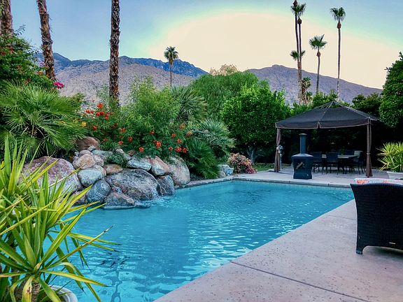 2nd image of 2267 Yosemite Dr
