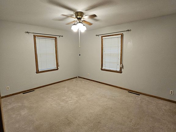 4th image of 206 S Date St