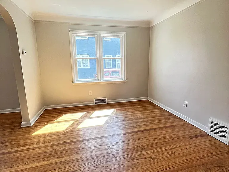 424 4th St #2 — Photo 7