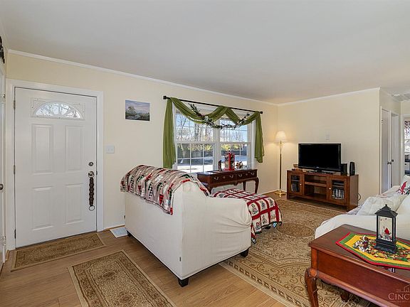 5th image of 325 Ingalls St