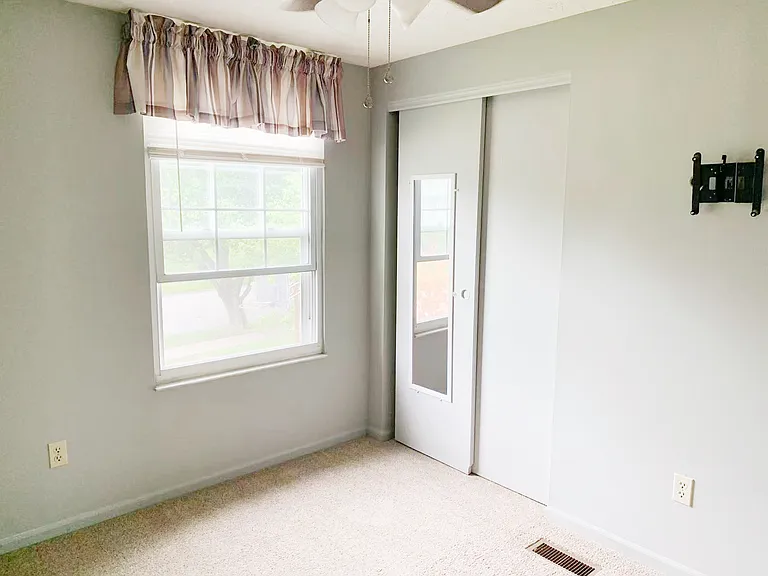 4968 Francisview Dr — Photo 14