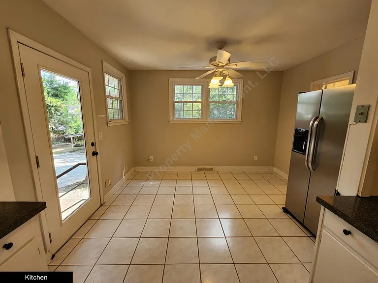 2716 Forest Dr — Photo 5