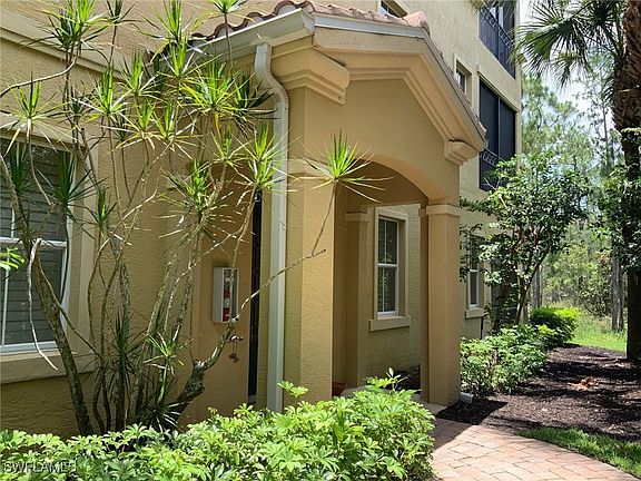 3rd image of 2817 Tiburon Blvd E #4-101