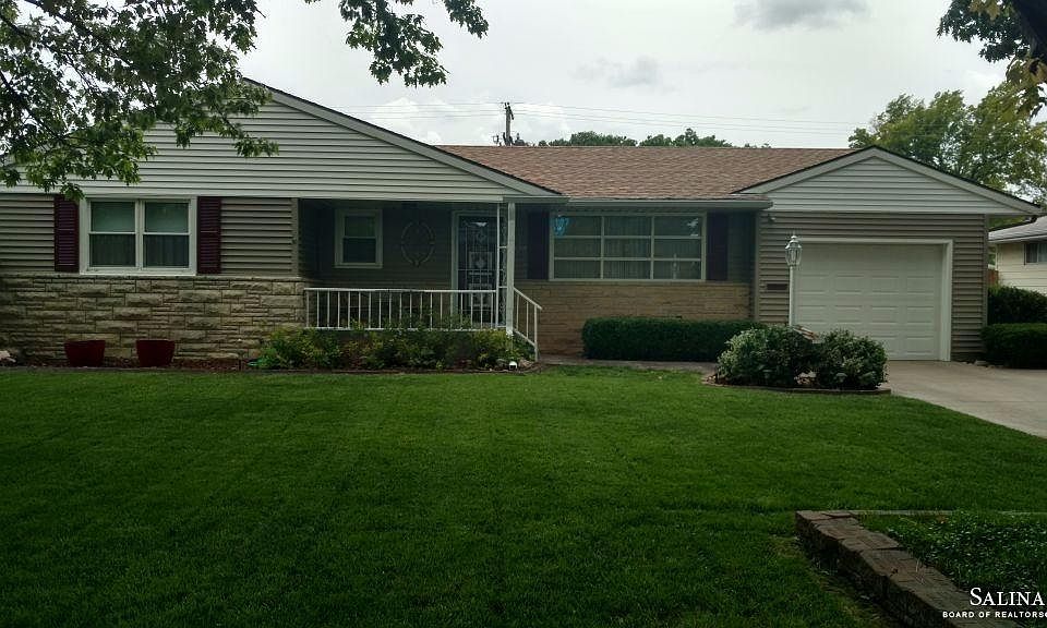 1st image of 838 Mellinger Dr