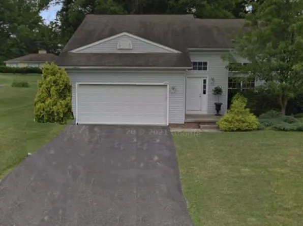 1441 Shaw Rd #B, Niles, OH 44446