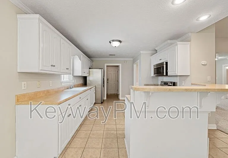 633 Ventana Dr — Photo 6