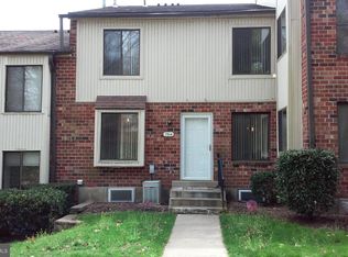 7514 Hilltop Dr #212, Brookhaven, PA 19015