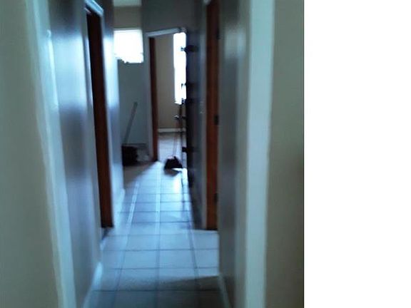 3rd image of 1439 S Lawndale Ave #1