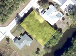 7392 Memorial Dr, Port Charlotte, FL 33981