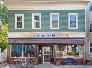 33 Putnam Ave #A, Cambridge, MA 02139