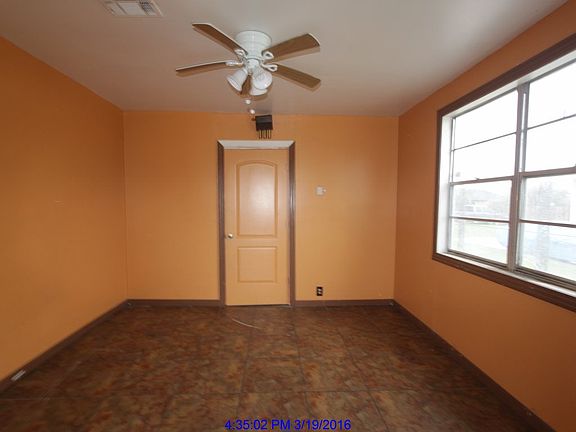 4th image of 1124 Silver Lily Ln