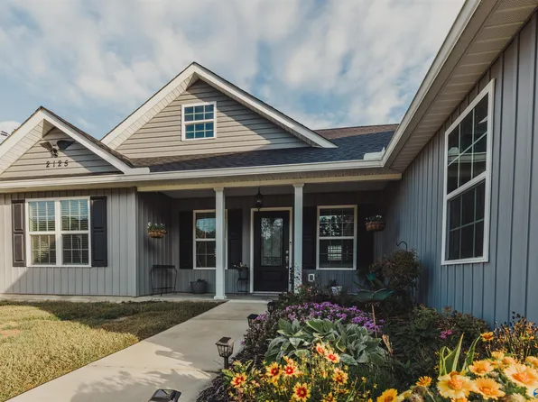 2125 Alexis Rd, Centre, AL 35960
