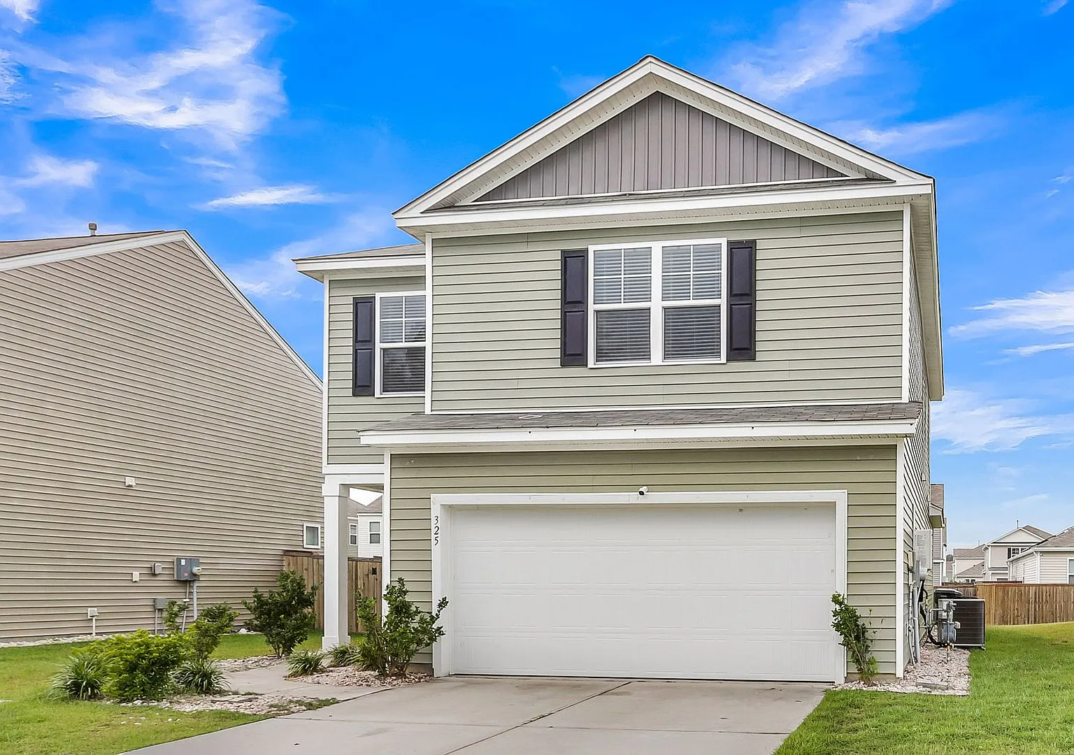 Spacious Cane Bay Home with Flexible Living Space — Photo 3