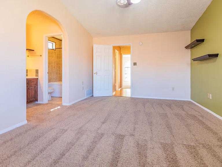 701 Venus Ave — Photo 6