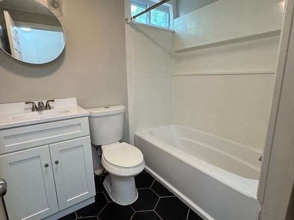 23 Fairmont St #1