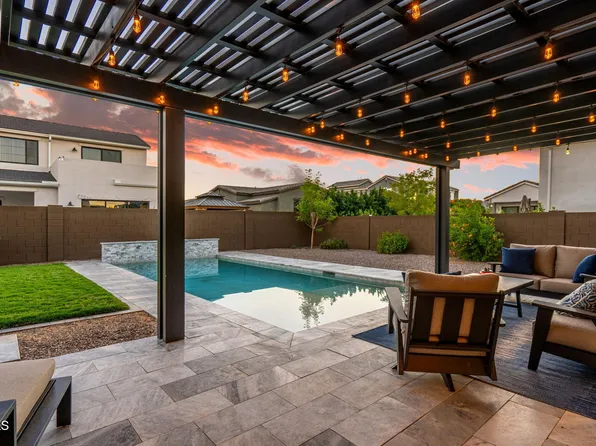 3925 E SAGEBRUSH Street, Gilbert, AZ 85296