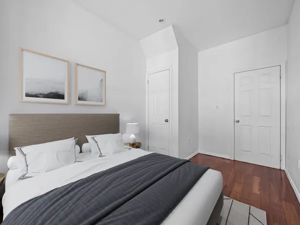 1323 Sutter Avenue image 6 of 50