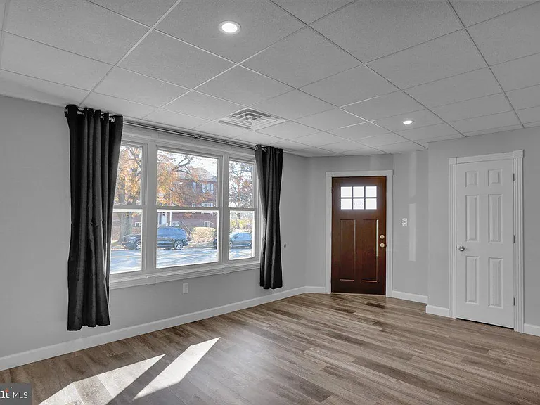 933 N Hanover St #1 — Photo 1