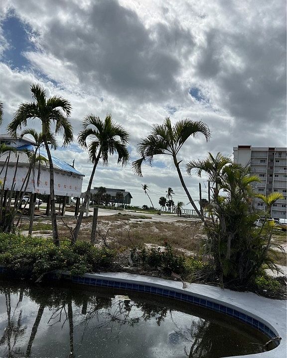 7864 Buccaneer Dr, Fort Myers Beach, FL 33931 | MLS