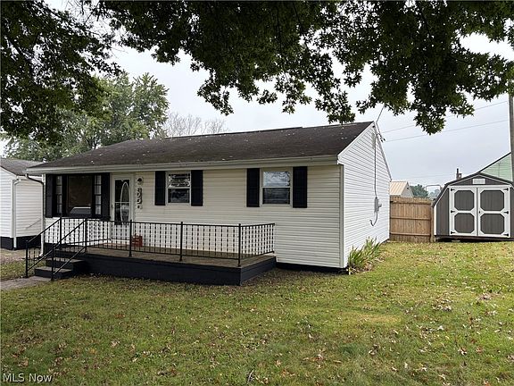 3rd image of 320 4th St