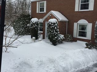 3209 Kennebec Rd, Pittsburgh, PA 15241