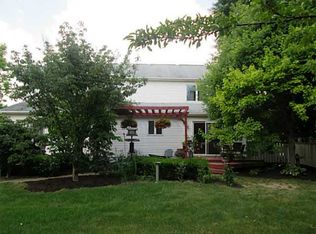 5950 Apple Meadow Dr, Sylvania, OH 43560