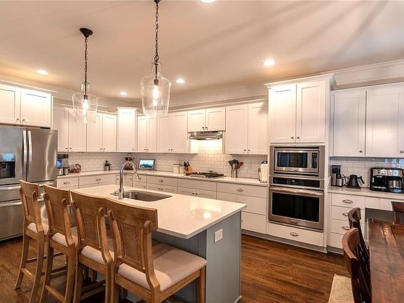 5th image of 3617 Satilla Dr