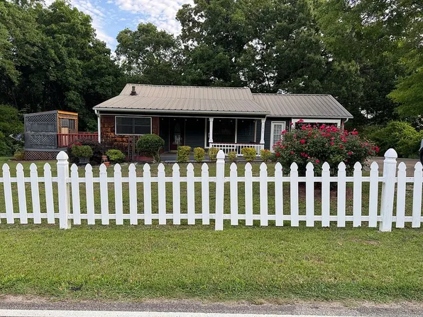 1617 Washington St, Belmont, MS 38827