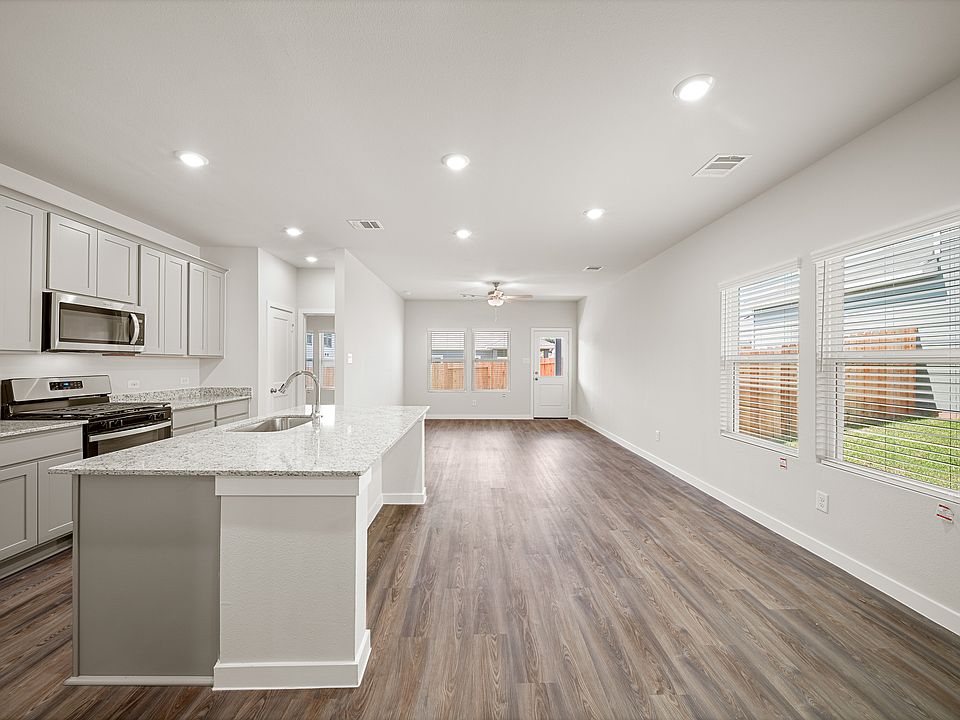 1st image of 7790 Bergamot Cir