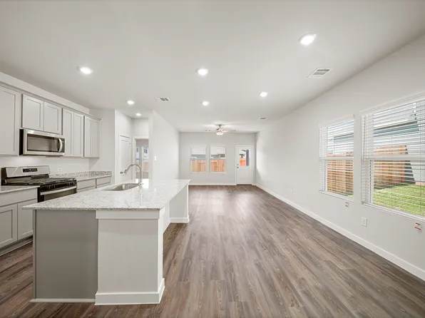 7790 Bergamot Cir, Magnolia, TX 77354