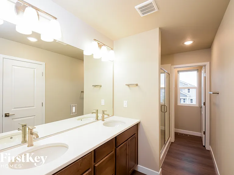 10741 Luneth Dr — Photo 10