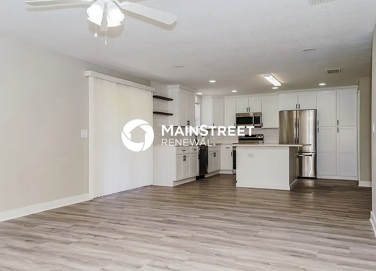 925 N Singleton Ave — Photo 5