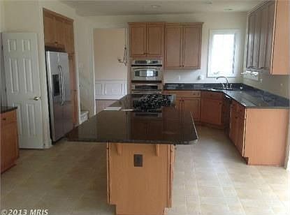 5th image of 415 Dennis Magruder Dr