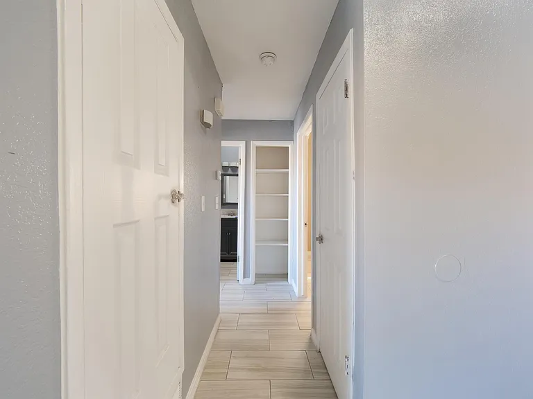 1901 Lake Omega St #A — Photo 11